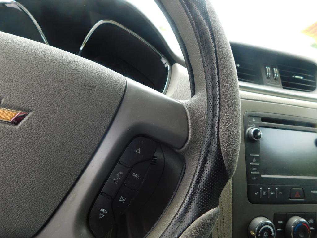 2014 Chevrolet Traverse LS - Photo 17