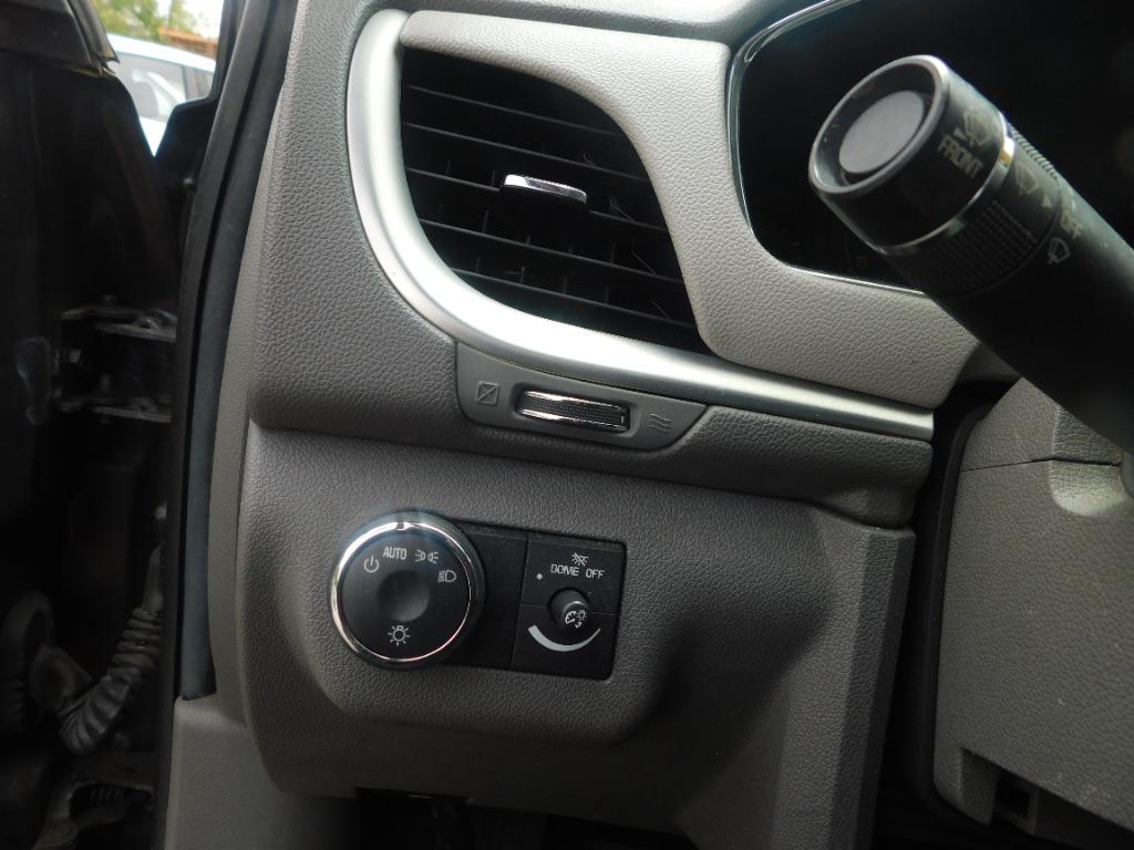 2014 Chevrolet Traverse LS - Photo 14