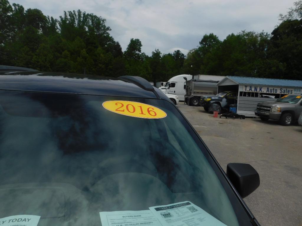 2014 Chevrolet Traverse LS - Photo 24