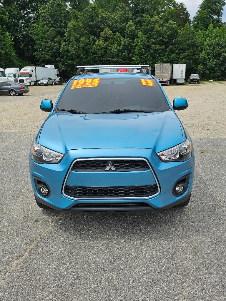 2013 Mitsubishi Outlander Sport ES AUTO's photo