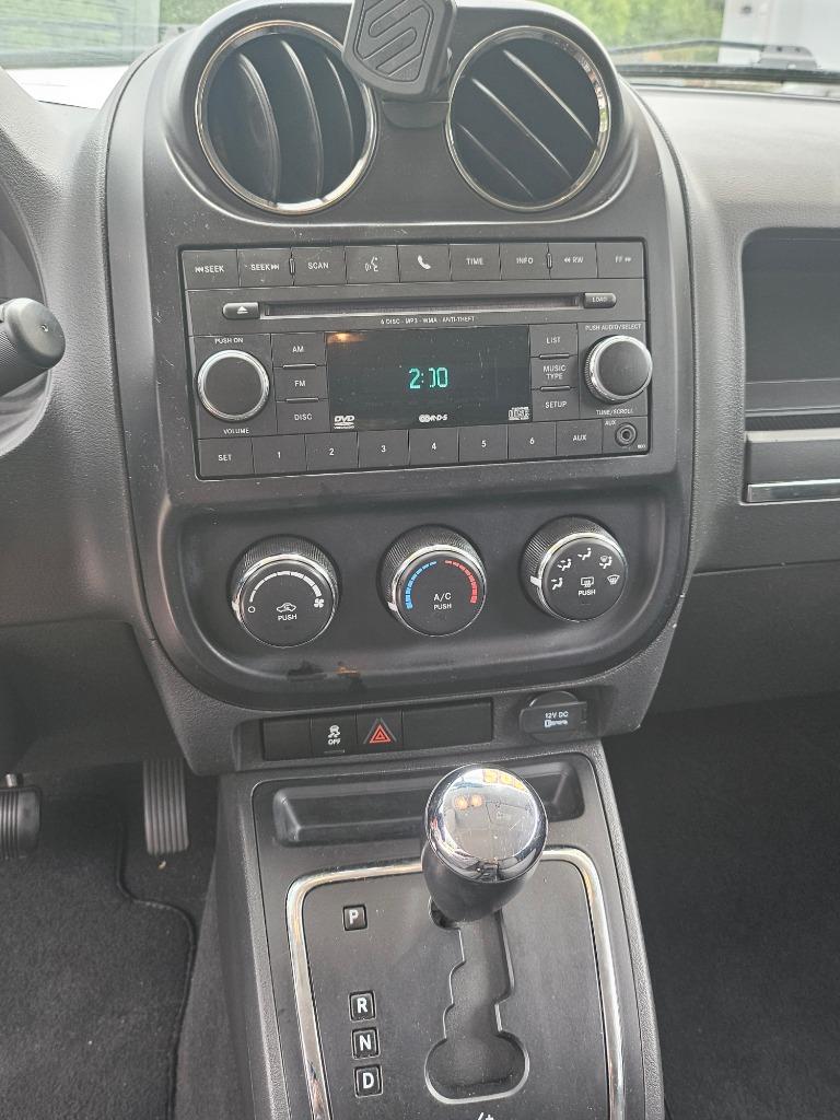 2012 Jeep Compass Sport - Photo 11